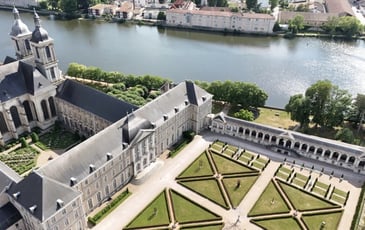 Visite libre d'un monument historique du XVIIIe siècle et de ses jardins