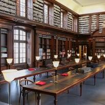 Visite en LSF de la bibliothèque Stanislas