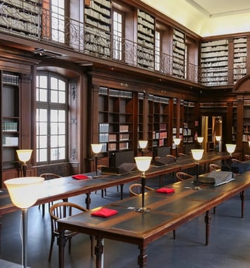Visite en LSF de la bibliothèque Stanislas