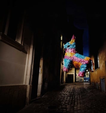 Projet participatif : Life is a party, and I'm the piñata