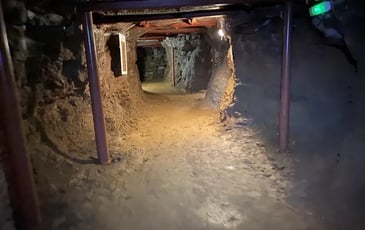 Visite d'une mine de fer de la tour Eiffel et de l'accumulateur à minerai Zublin