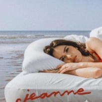 Jeanne Naïri Tour