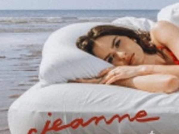 Jeanne Naïri Tour