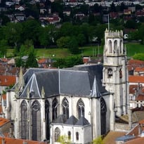 À la découverte d'une collégiale de style gothique et d'inspiration champenoise