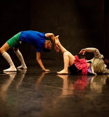 Play, Compagnie Corps In Situ