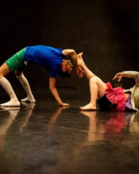 Play, Compagnie Corps In Situ